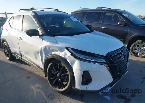 2023 Nissan Kicks Sr Xtronic Cvt z USA, uszkodzony, nr VIN 3N1CP5DV2PL553504